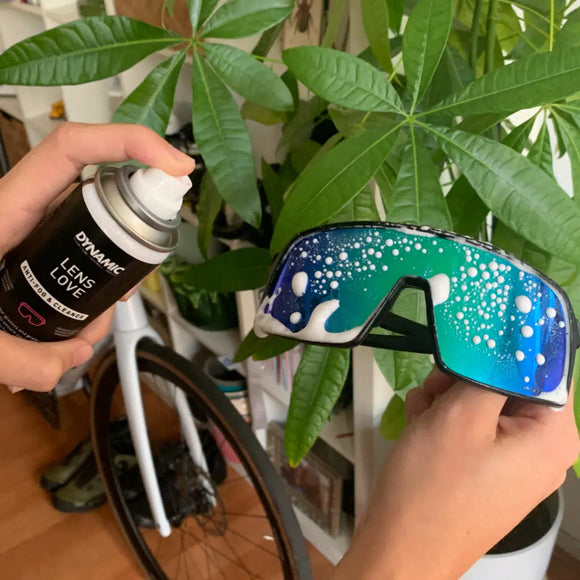 How to clean your cycling glasses?